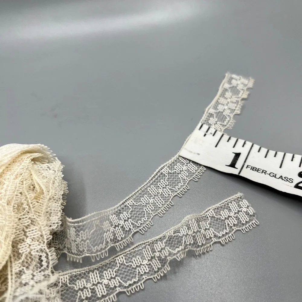 Ivory Lace Trim Ribbon Scalloped Edge Vintage Embellishment Sewing Craft 4yd 12